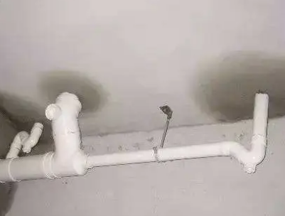 石拐卫生间测漏水的几种情景